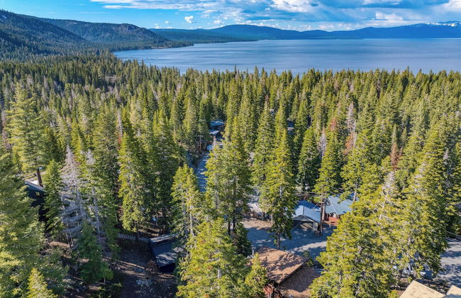 Lake + Beach Access, Pool, Tennis Walk to Chambers Tahoe Timber by Avantstay - Foto 41