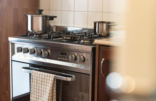 Three bedroom Central flat Near train station - Foto 23