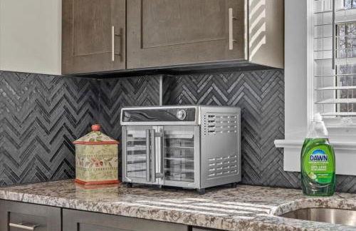 Cozy Farmhouse - Fireplace, Backyard, BBQ, Games - 3 MIN TO CAMELBACK - Foto 7