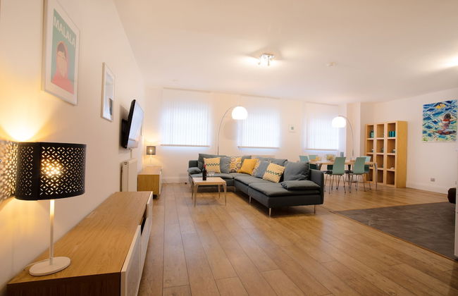 Rest & Recharge Regents CT 3bed Sleeps 7 - Foto 10