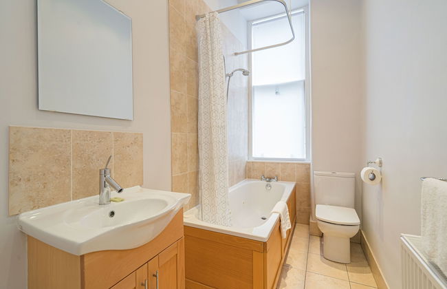 Chic 2 Bedroom Apartment near Old Town - Foto 15