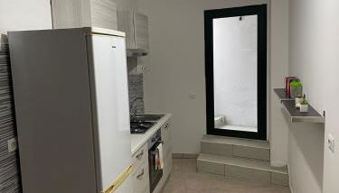 Accanto all'autostrada al centro tra Roma e Napoli - Foto 3