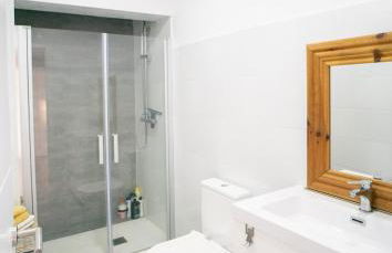 Charming New Beachside House up to 8 Beds! - Foto 16