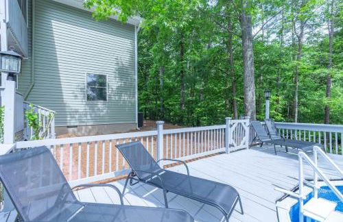 Large Hillside Retreat with Pool and Hot Tub - Foto 57