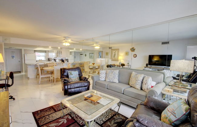 562 El Matador 2 Bedroom Condo by RedAwning - Foto 11