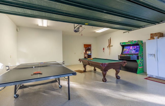 Luxury 4200 Sqft Log Cabin on 50 Acres Sleeps 16 - Foto 40