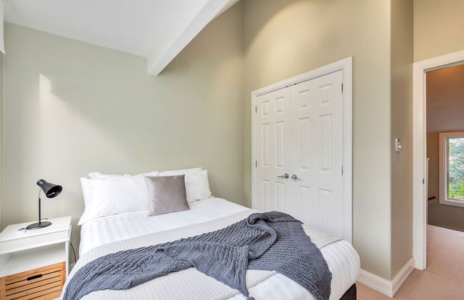 Castor Bay Home near Albany Sleeps 9 - Foto 9