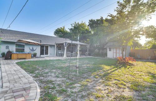 Lovely St Petersburg Home with Backyard Oasis - Foto 26