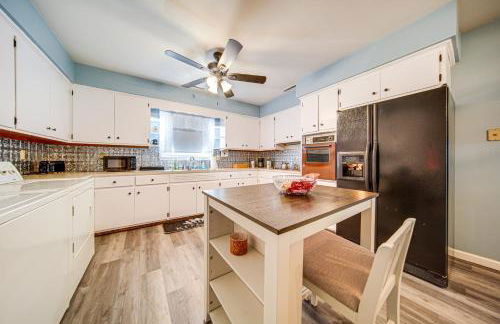 Lake Erie Escape Family-Friendly Home with Patio - Photo 3