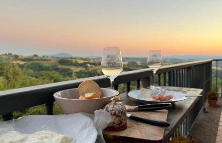 POGGIO&TRAMONTO - Foto 1