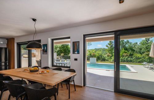 Villa Mochi, a beautiful modern villa in a tranquil enviroment - Photo 8