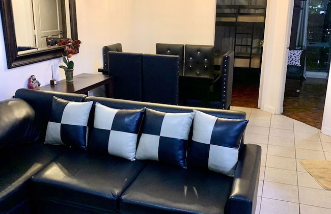 Makati CBD Resort 2 bedroom - Foto 10