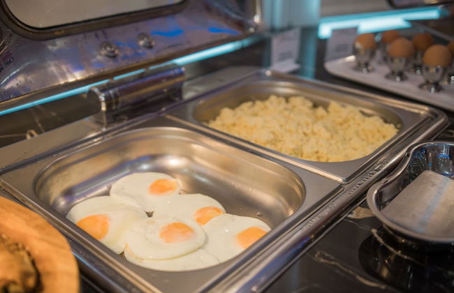 Atlantis Hotel - Photo 80