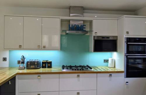 Detached 4 Bedroom Luxury Home - Foto 31