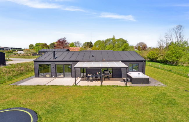 "Jul" - 300m from the sea - Photo 10