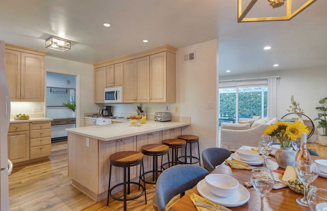 Goleta Getaway by Avantstay Private Backyard, 1.5mi to the Beach! - Foto 14