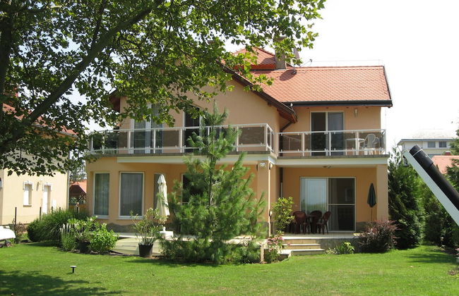 Sunshine Beach House directly at the lake - Foto 22