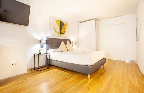 MyFlats Luxury Downtown - Photo 24