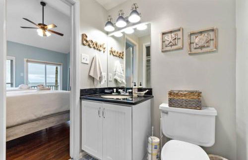 3-story beach house with incredible ocean views, steps to the beach - Photo 25