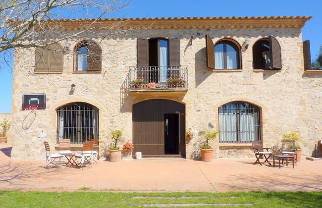 Large Farmhouse with Private Pool & Large Garden near Beach - Foto 36