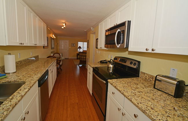 Westwinds Waterfront Resort - Foto 18