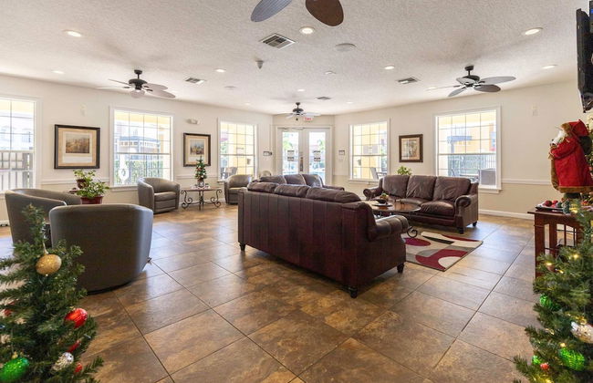 3BR Townhome Steps From Theme Parks Sleeps 6 - Foto 51