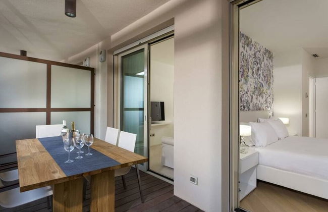 Embassy Aparthotel - Foto 21