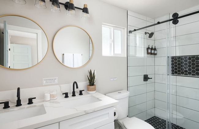 Peaceful 4br With Fire Pit and Huge Yard - Foto 49