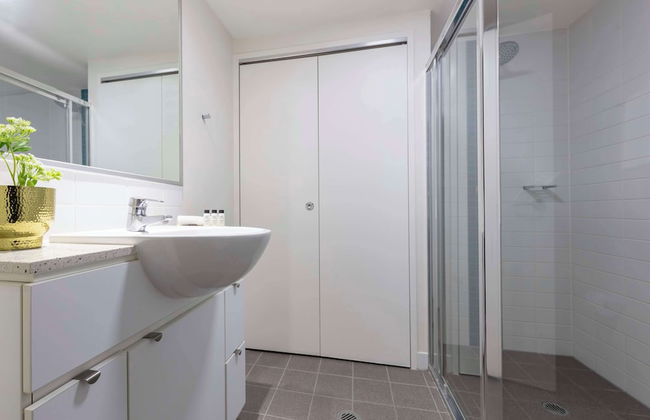 Oaks Brisbane Festival Suites - Photo 30