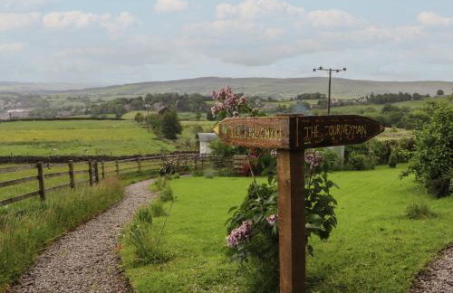 The Journeyman Luxury Shepherds Hut - Photo 15