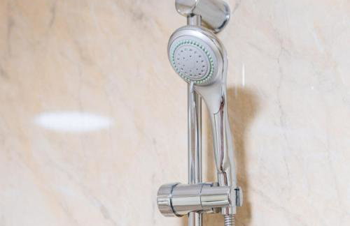 Stylish 2 Bedroom Apartment - Netflix - Off Street Parking 1DS - Foto 34