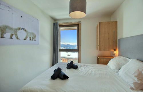 ARC 1600, LE RIDGE, Appartement 10 personnes Duplex Vue Montagne - ski aux pieds - Sauna, Hammam, Piscine, Salle de salle de sport-fitness - Foto 20