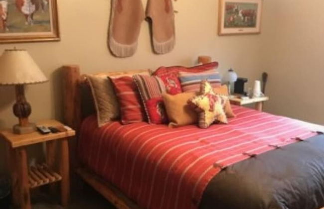 Inn on Bigfork Bay John Wayne - Photo 5