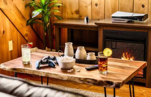 Splashtacular: Indoor Pool~Gorgeous Views~HotTub~GameRoom~Resort - Photo 42