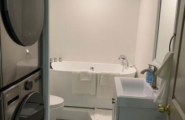 School Village Walk-in shower and jetted tub - Foto 26