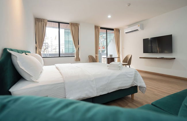 PSJ Penthouse - Photo 16