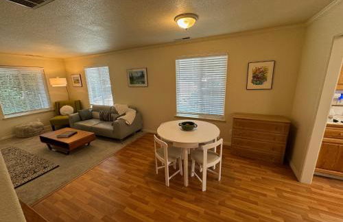 Charming Downtown Cottage - Foto 3