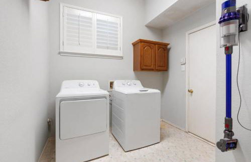 Heated Pool PoolTable HotTub Sleeps 16 Renovated - Foto 41