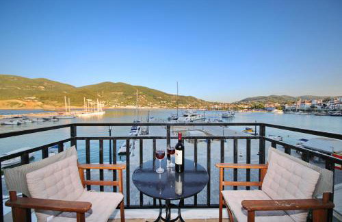 Faros Coastal Apartments - Foto 2