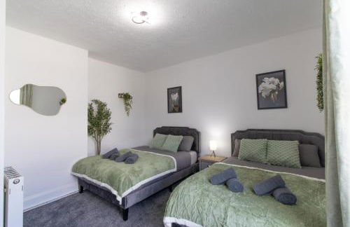 Open Mind Property - 6 Beds & Free Parking - Foto 3