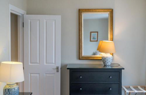 JOIVY Bright Flat for 6, Near Victoria and Warwick sq - Photo 39