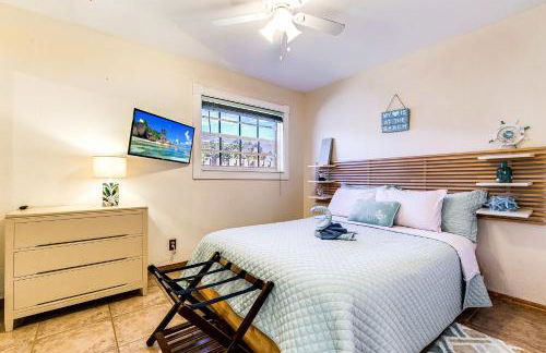 South Florida Spacious Oasis 4BR Retreat with 2 King Beds, Amazing Pool, near Beaches - Photo 74