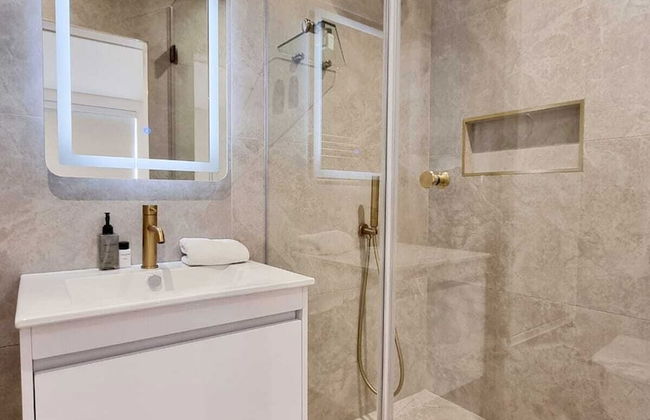 The Island Club by Smart City Stays - Photo 52