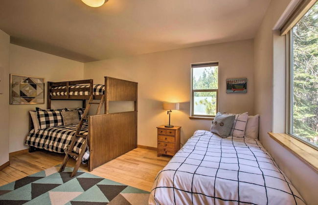 Moosetrack by Avantstay Cozy Cabin In The Of Tahoe Donner w/ Hot Tub - Foto 13