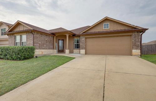 8 Mi to Fort Cavazos! Modern Home with Fire Pit - Foto 30