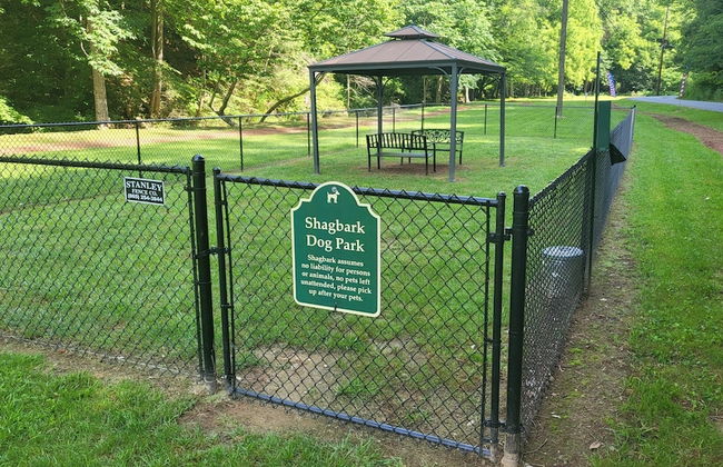 Mossie Oak Cabin 2 Bedroom Cabin by RedAwning - Foto 24