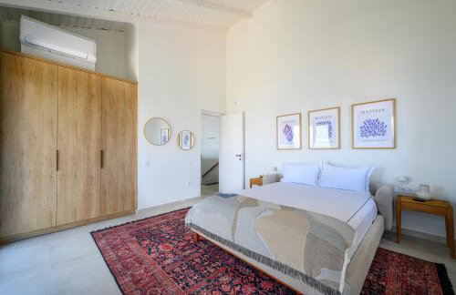 Newly Renovated Villa with Panoramic Sea Views - Foto 15