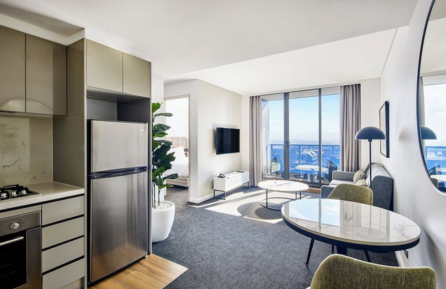 Meriton Suites North Sydney - Photo 34