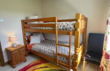 Honeycomb Cottage - a quiet, charming, cosy retreat in the countryside only 2 miles from one of Cornwall's best beaches - Photo 8