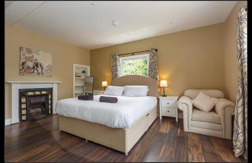 Stubbs House, Loddon, sleeps 20, 2 hot tubs - Foto 3